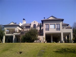 5 Bed House in Dainfern Valley