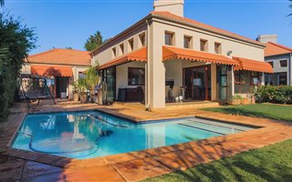 4 Bedroom House in Pecanwood