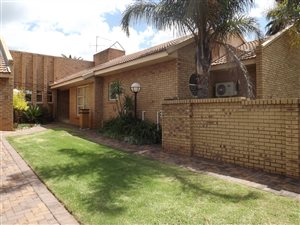 3 Bedroom House in Vanderbijlpark SE4