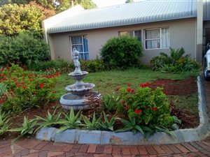3 Bed Simplex in Die Hoewes