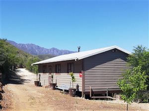 5.4 ha Farm in Robertson