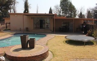 6 Bedroom House in Benoni CBD