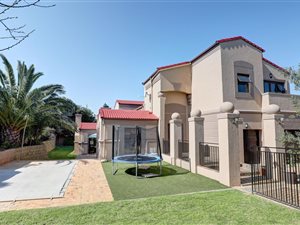 3 Bed House in Van Riebeeckshof