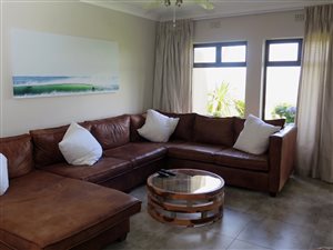 3 Bed Apartment in Castleton