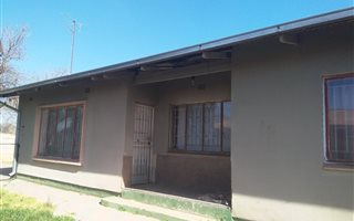 3 Bedroom House in Vanderbijlpark CE2