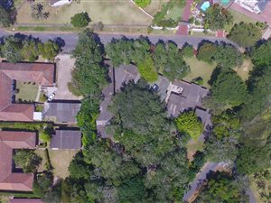 750 m² Commercial space in Uvongo