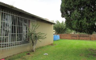 2 Bedroom House in Brakpan Central