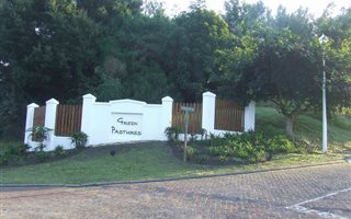 711 m² Land available in Green Pastures