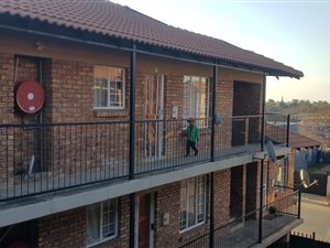 2 Bed Apartment in Kempton Park Central