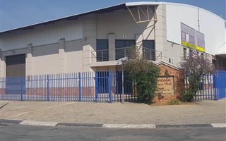 620 m² Industrial space in Jet Park