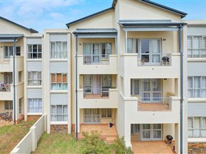1 Bed Apartment in Parktown North