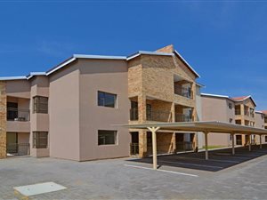 2 Bed Townhouse in Pomona