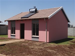 2 Bedroom House in Palmridge