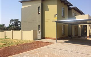 3 Bedroom Cluster in Waterval East