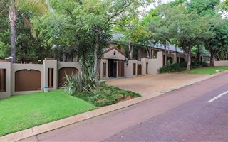 4 Bedroom House in Waterkloof