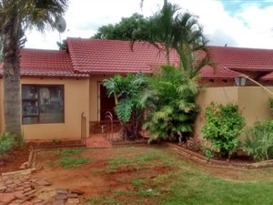 4 Bed House in The Orchards