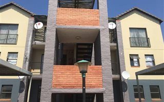 2 Bedroom Townhouse in Azaleapark