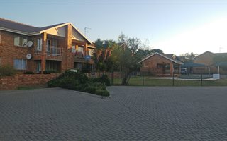 2 Bedroom Townhouse in Highveld