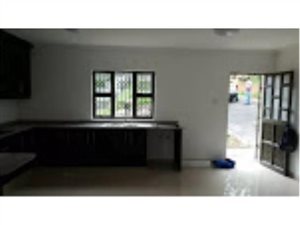 2 Bed House in Blythedale Beach