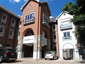 196.429992675781 m² Office Space in Illovo