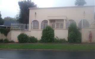 4 Bedroom House in Richmond