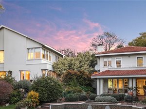 4 Bed House in Melrose Estate
