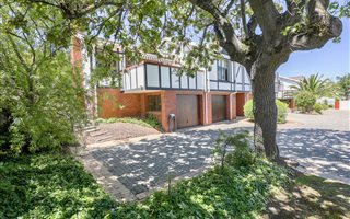 3 Bedroom House in Briza