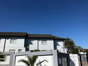 2 Bed Apartment in Randburg Central