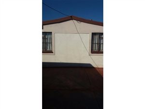 2 Bed House in Nellmapius