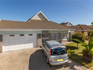6 Bed House in Crawford