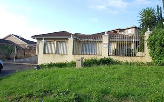 2 Bedroom House in Dunveria