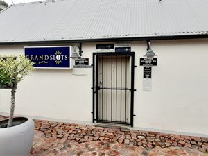 487 m² Commercial space in Knysna Central