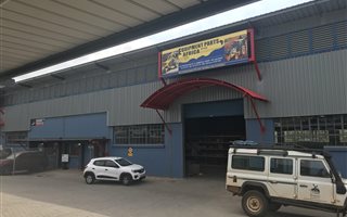522 m² Industrial space in West Acres
