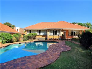 4 Bed House in Rouxville