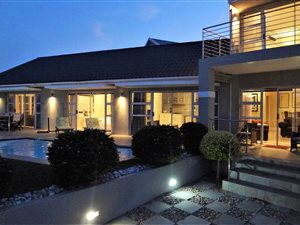 6 Bedroom House in Humerail
