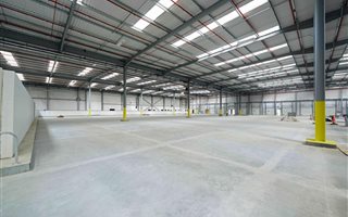 2000 m² Retail Space in Motherwell