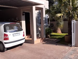 2 Bed Townhouse in Strubens Valley