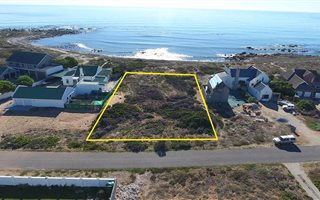 1667 m² Land available in Duyker Eiland