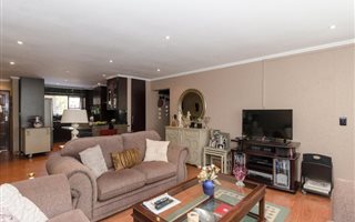3 Bedroom Apartment in Lakefield