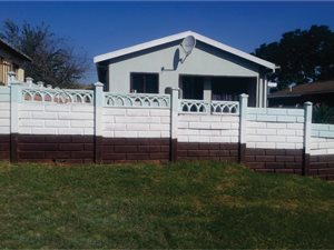 3 Bed House in Panorama Gardens