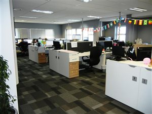 422 m² Commercial space in Lakefield