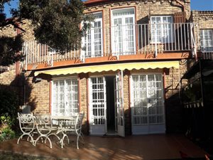 2 Bed Townhouse in Waterkloof