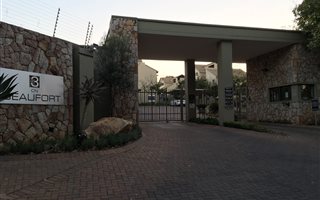 2 Bedroom Apartment in Bryanston