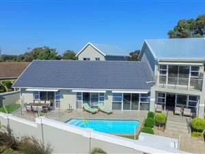 4 Bed House in Humerail