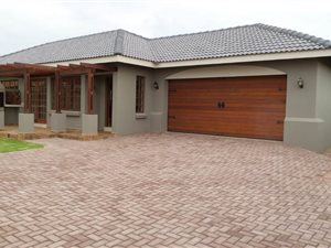 3 Bed House in Middelburg
