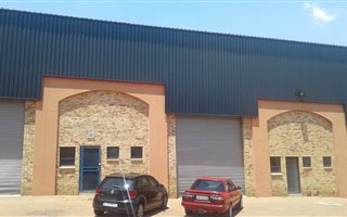 370 m² Industrial space in Ormonde