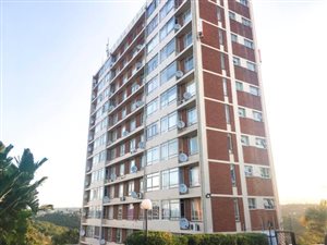1 Bed Flat in Carrington Heights