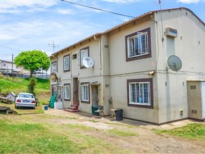 2 Bed Apartment in Forest Haven