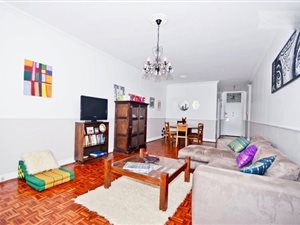 1 Bed Flat in Houghton Estate