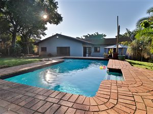 4 Bed House in Veld En Vlei
